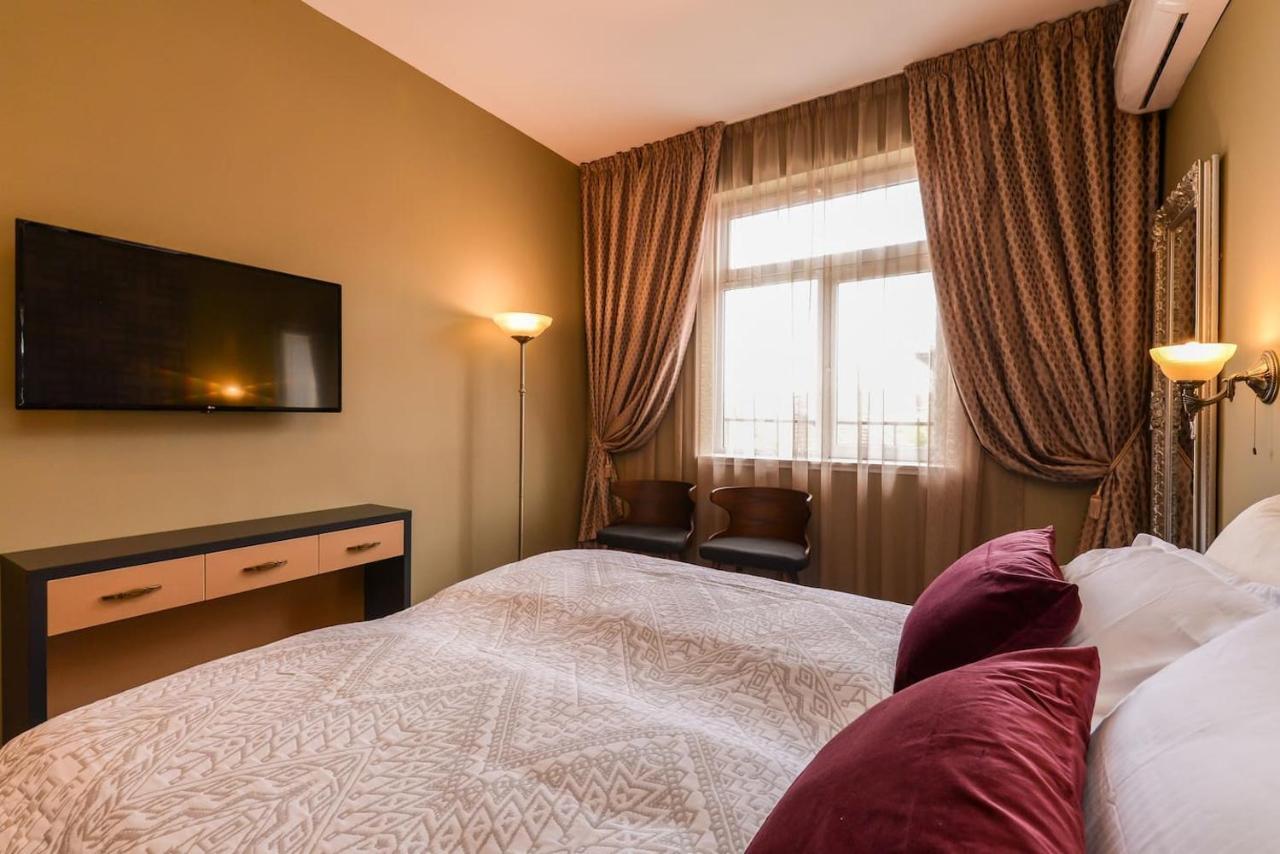Sofia Dream Apartments - Jazzy Two Bedroom Suite By Flat Mаnager Extérieur photo