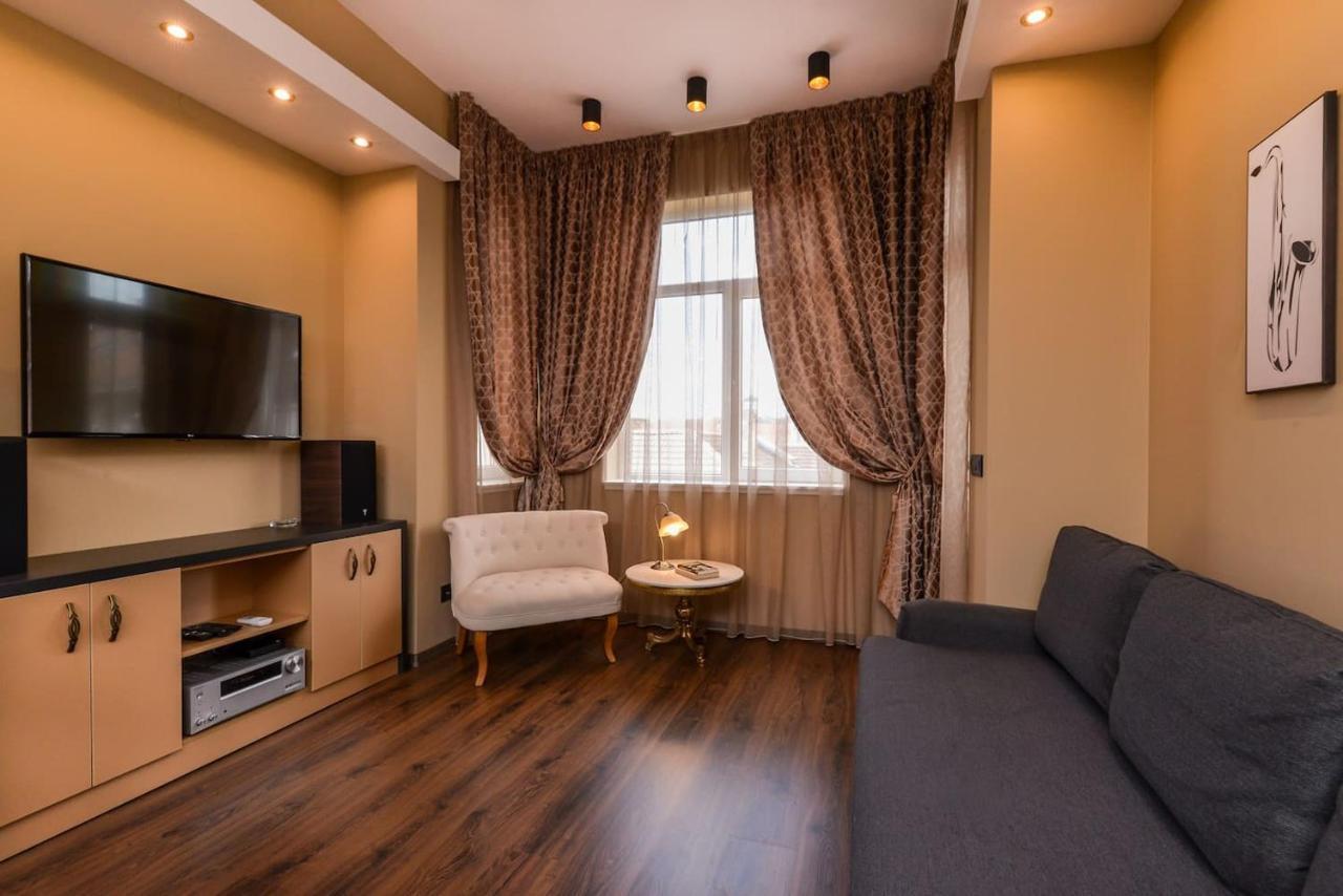 Sofia Dream Apartments - Jazzy Two Bedroom Suite By Flat Mаnager Extérieur photo
