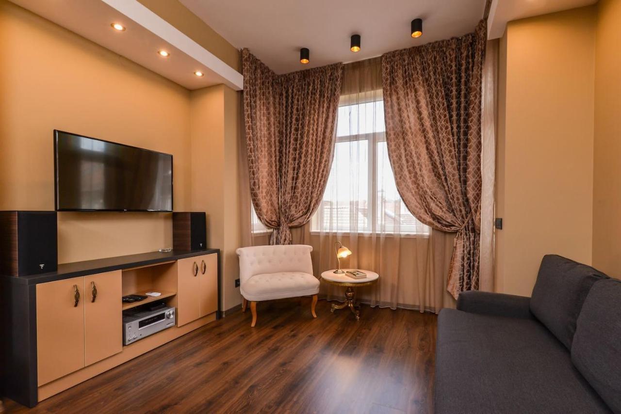 Sofia Dream Apartments - Jazzy Two Bedroom Suite By Flat Mаnager Extérieur photo